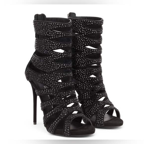 Giuseppe Zanotti 20th Anniversary Edition: Rock’n’Roll Collection - Muse (36.5) - Picture 2 of 7
